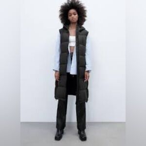Zara WIND AND WATER PROTECTION SEAMLESS PUFFER VEST (Black, XS)